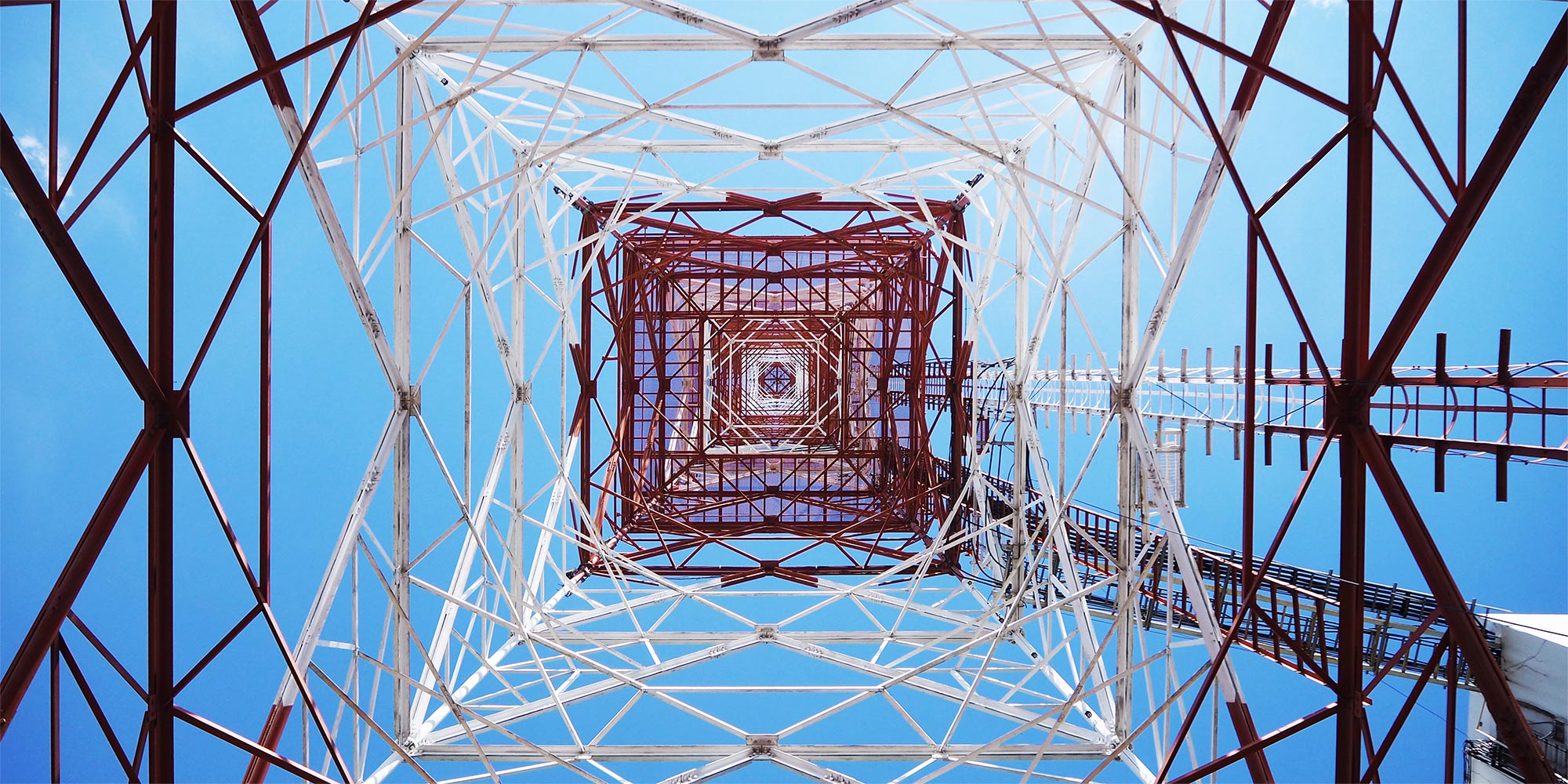 center-hub-telco-2000x1000-1.jpg