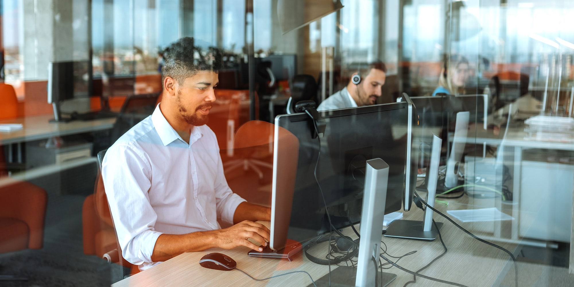 leading_bank_cuts_call_center_expenditure_with_intelligent_automation.jpg