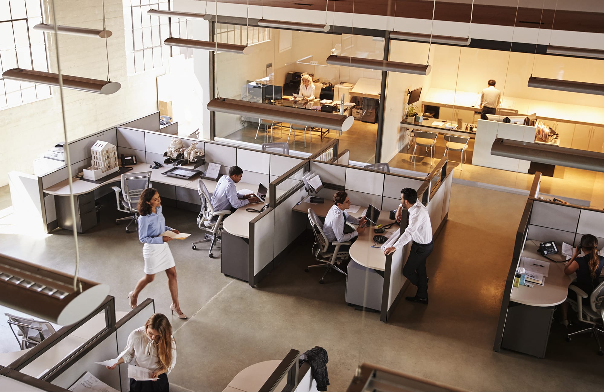 leading-hr-and-payroll-services-firm-slashes-infra-costs-by-40pc-with-microsoft-azure-1.jpg