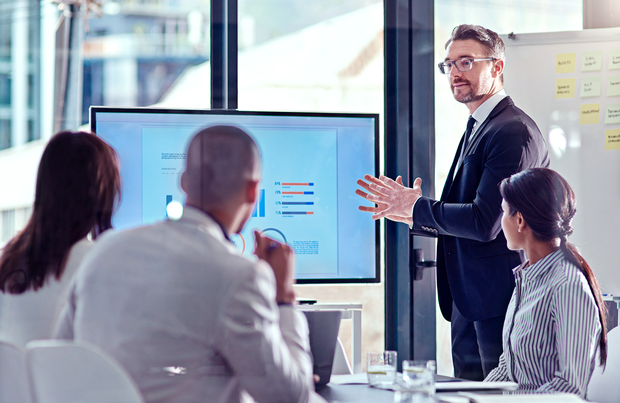 sme-customer-onboarding-platform-for-banks-benefits-banner.jpg