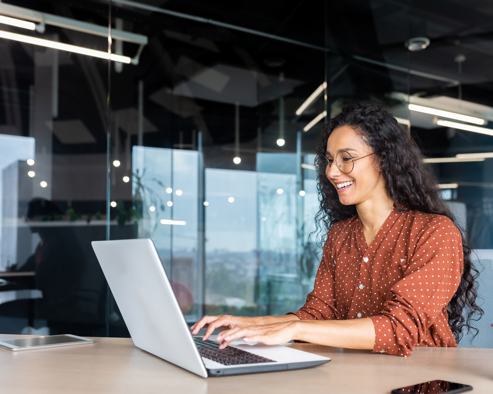 top-5-resume-tips-to-help-empower-women-in-tech.jpg