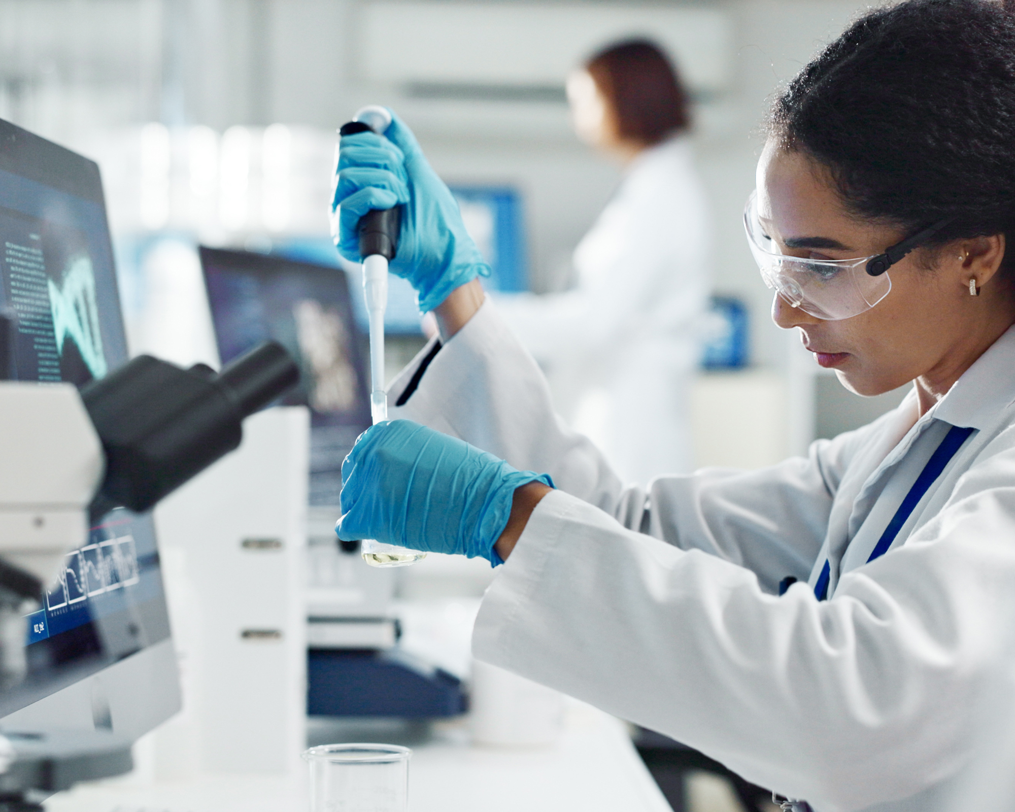 accelerate-life-sciences-content-approvals-with-virtusas-compliant-pre-mlr-framework-hero.jpg