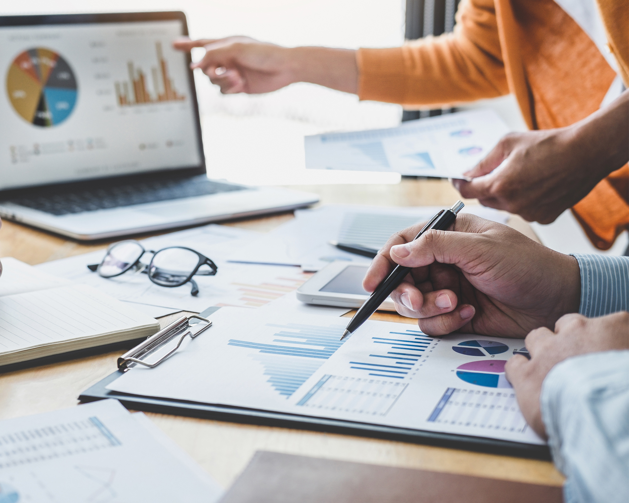 data-as-a-product-empowers-the-insurance-value-chain-hero.jpg